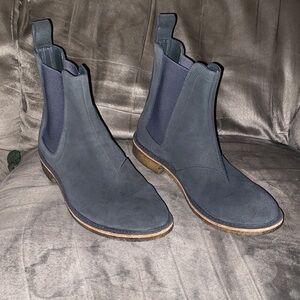 Vintage Bottega Veneta Men's slip on Chelsea Boots in charcoal grey/ Dark Blue